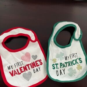 Holiday Bibs